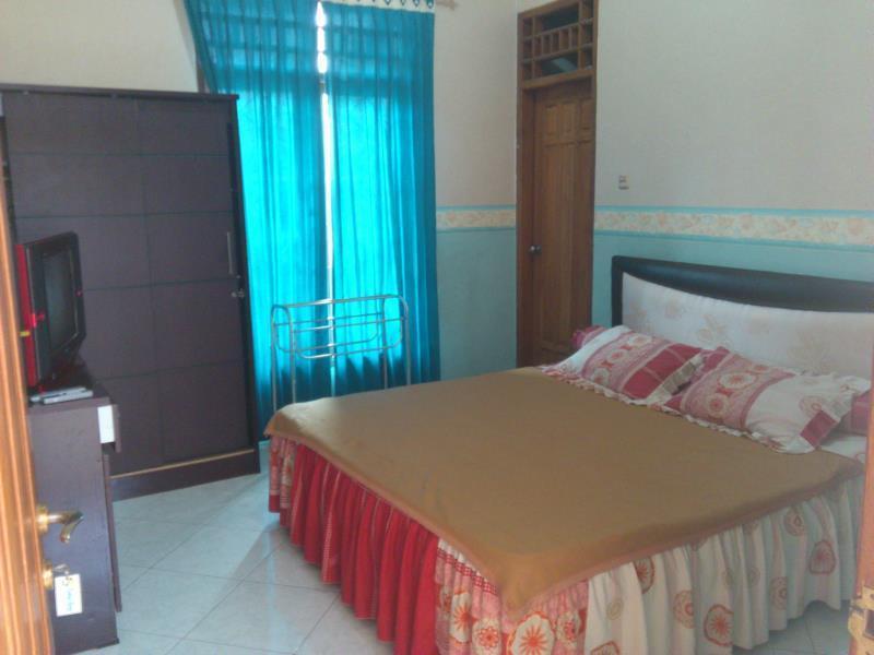 Hotel Tjahaja Baroe Syariah Mitra Reddoorz At Dukuh Kupang Surabaja Zewnętrze zdjęcie